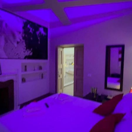 Отель Relaise Luxury Sistina Рим Экстерьер фото